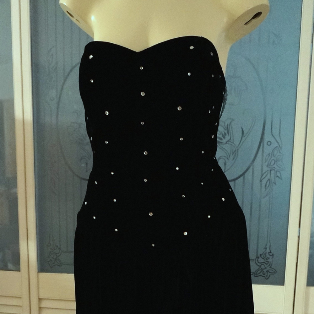 Positively Ellyn Rhinestone Velvet Bustier Dress